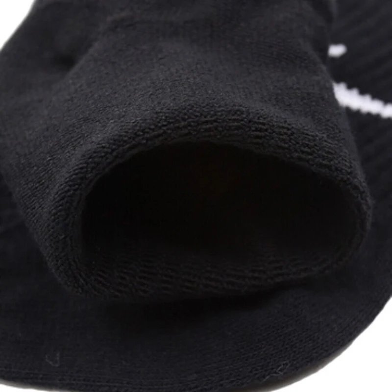 Original Nike Lightweight Unisex Sports Socks Men's and Women's 3 Pairs Casual Breathable Short Tube Black Socks S M L XL SX7677